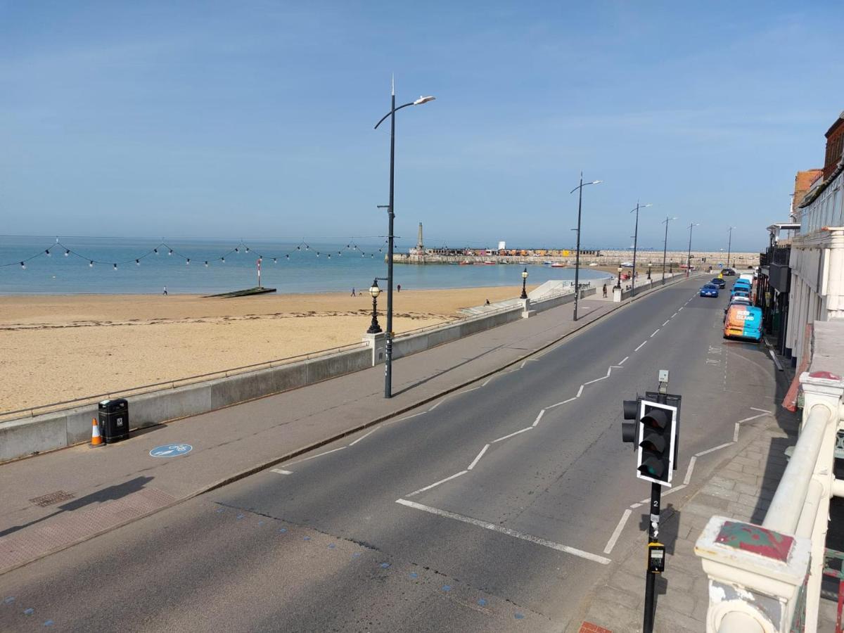 Inviting 1-Bed Apartment In Herne Bay Exterior photo